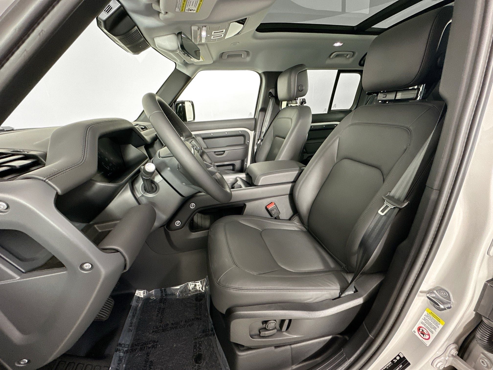 2026 Land Rover Defender 110 X-Dynamic SE