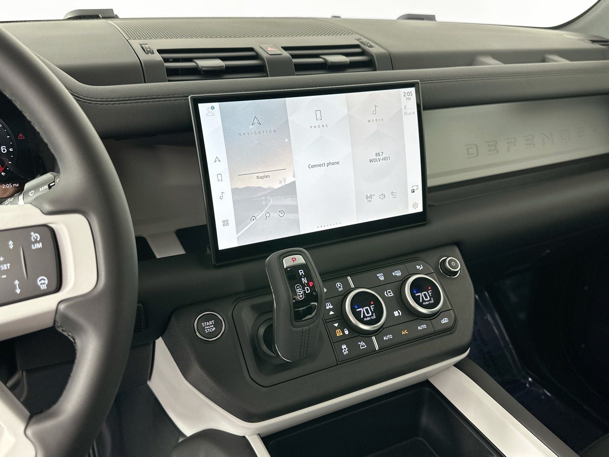 2025 Land Rover Defender 110 S