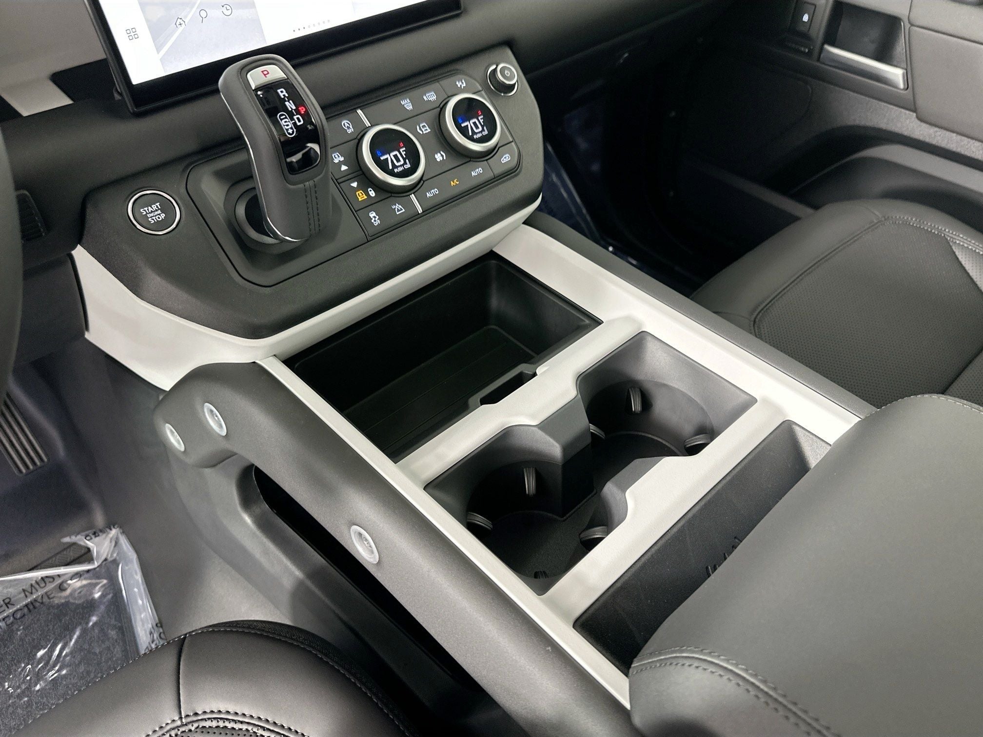 2025 Land Rover Defender 110 S