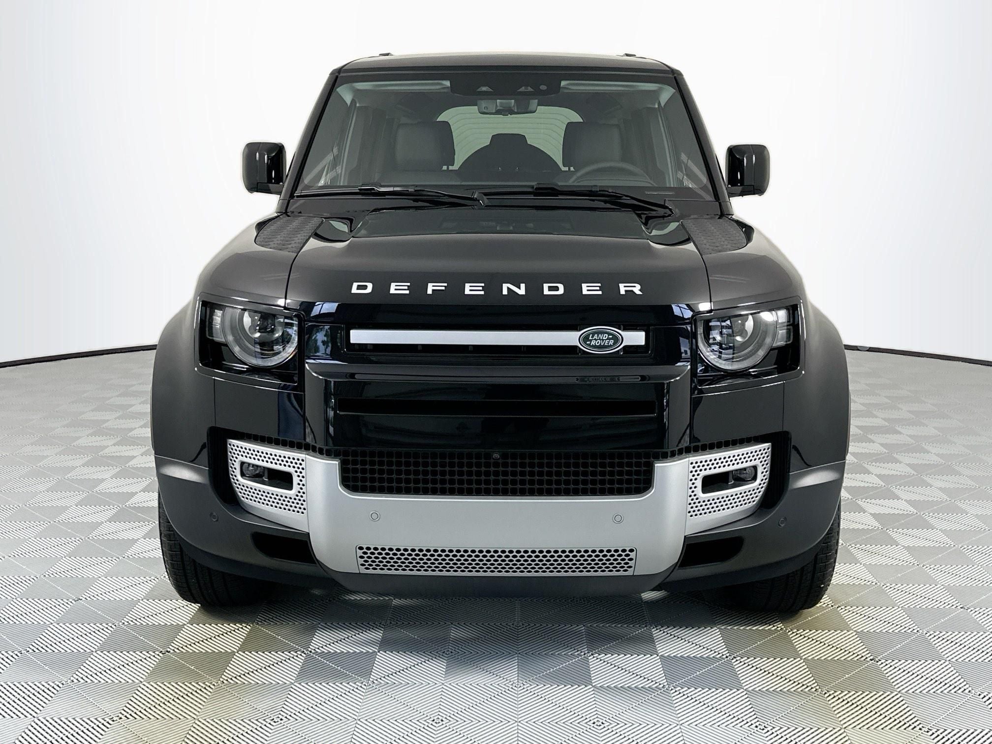 2025 Land Rover Defender 110 S