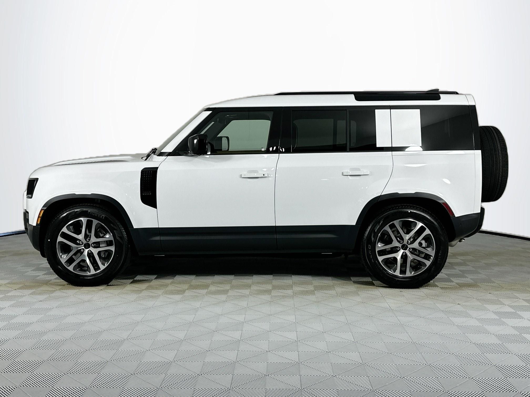 2026 Land Rover Defender 110 S