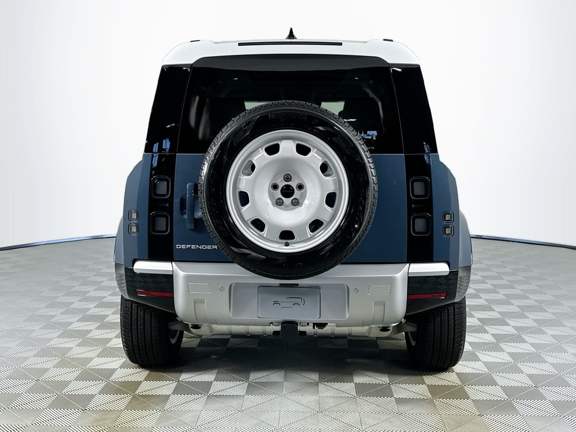 2026 Land Rover Defender 110 S