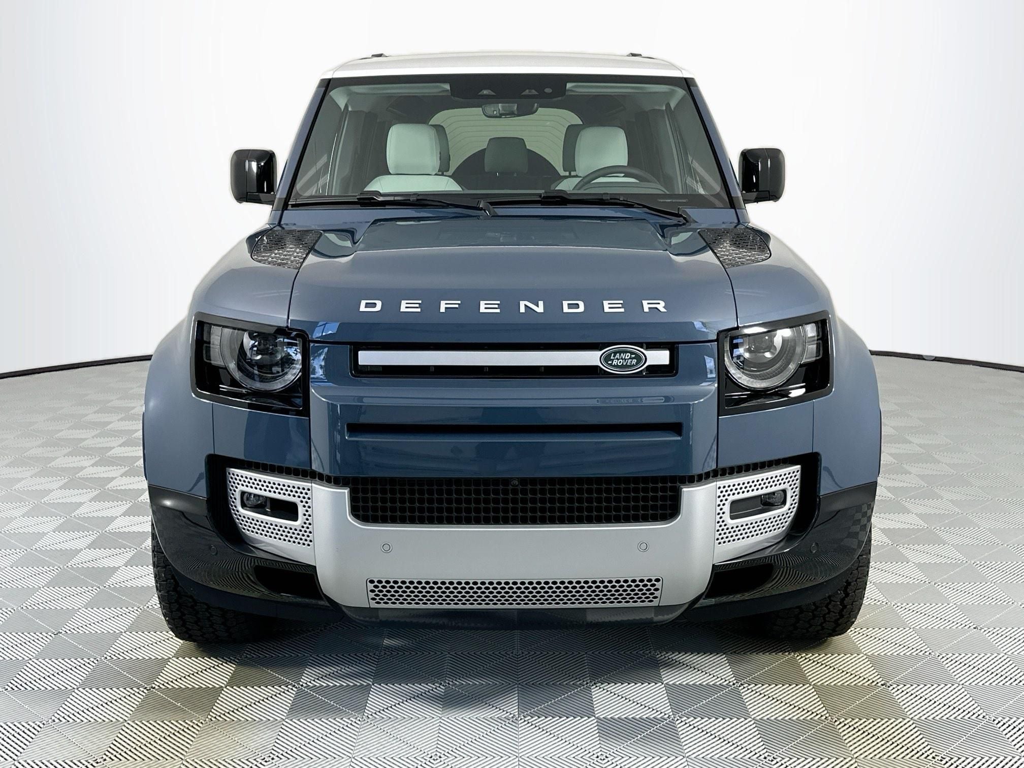 2025 Land Rover Defender 110 S