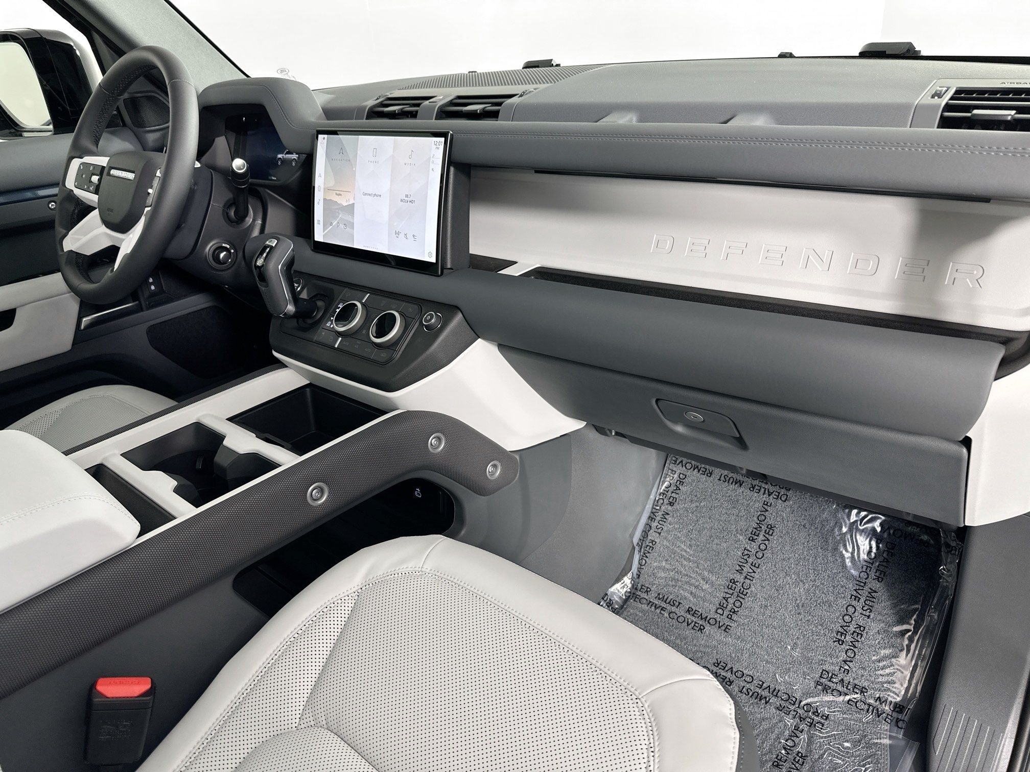 2025 Land Rover Defender 110 S