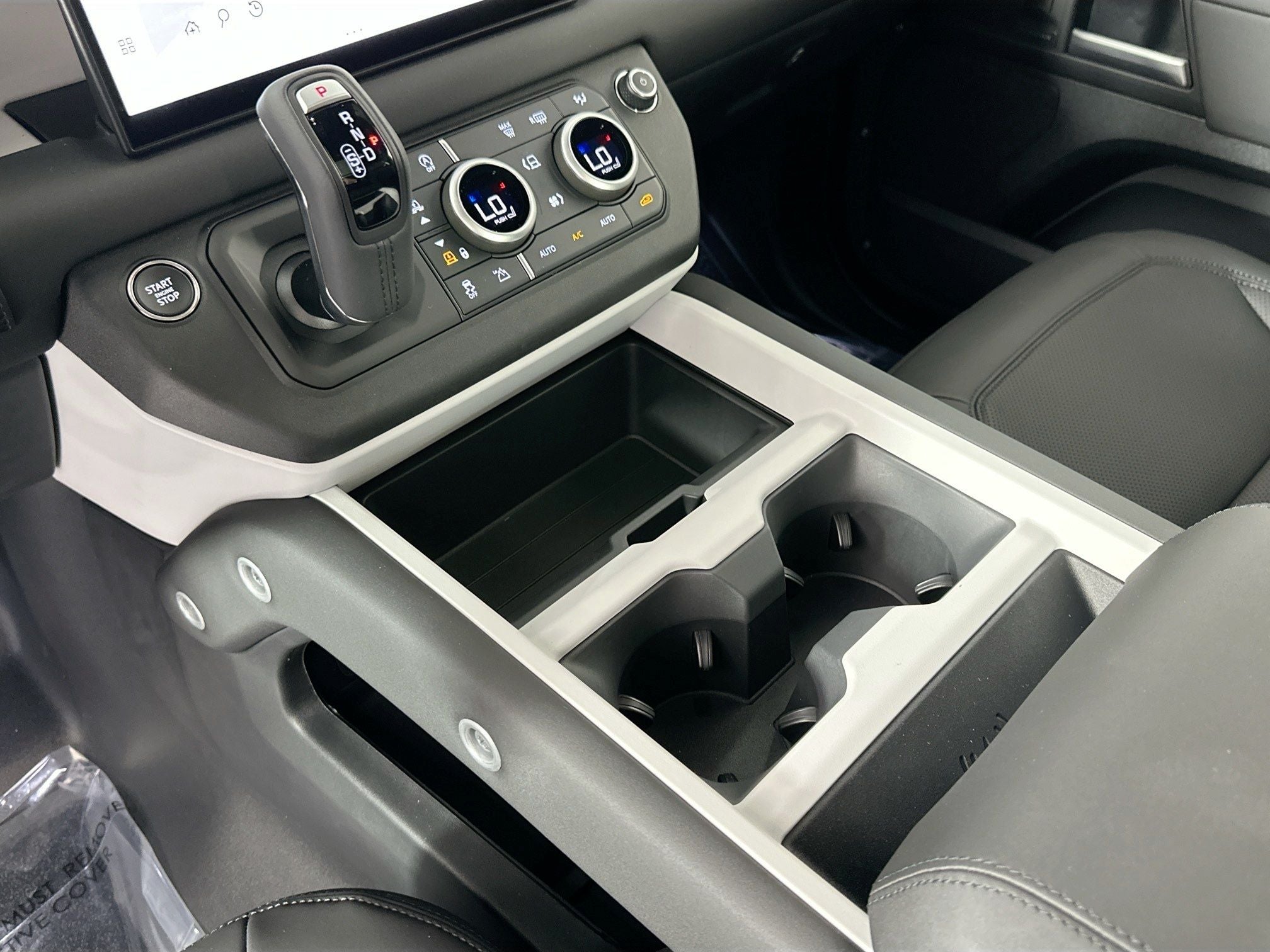 2025 Land Rover Defender 110 S