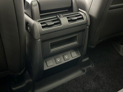 2025 Land Rover Defender 110 S