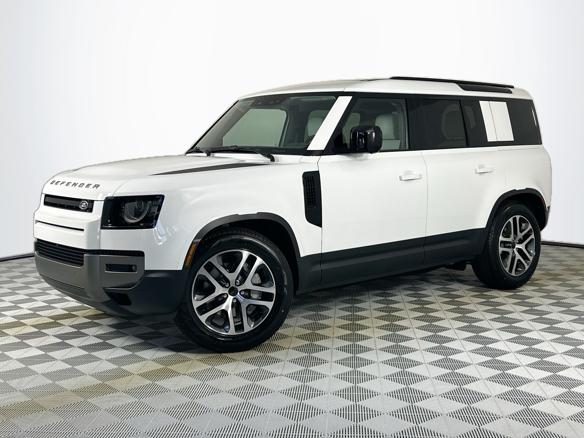 2026 Land Rover Defender 110 S