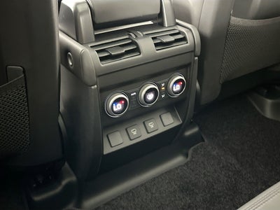 2025 Land Rover Defender 110 S