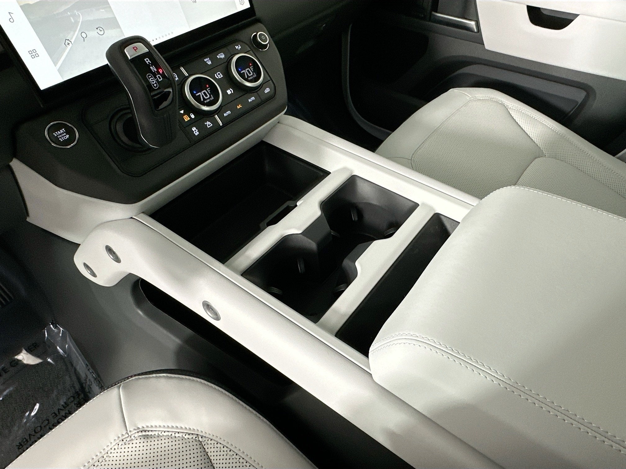 2026 Land Rover Defender 110 S