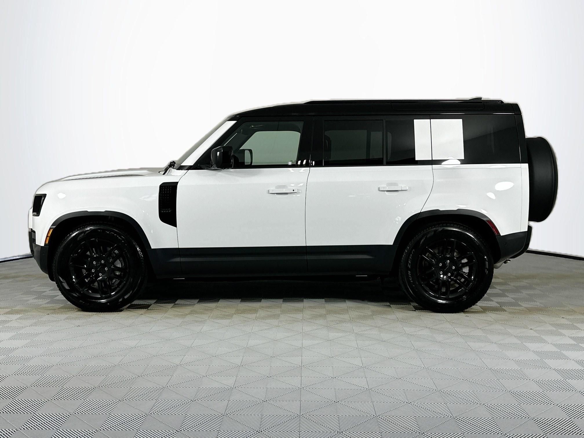 2026 Land Rover Defender 110 S