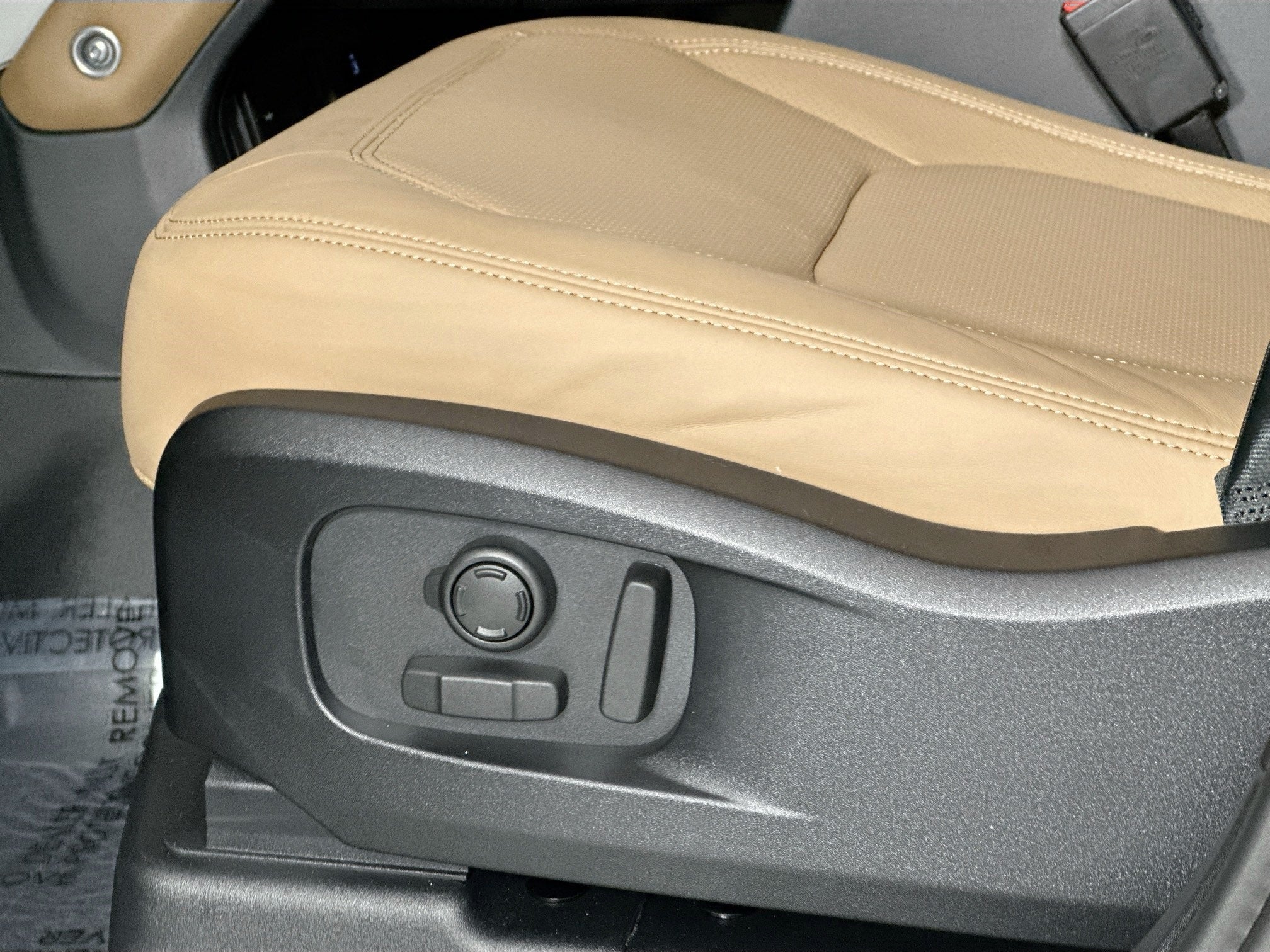 2026 Land Rover Defender 110 S