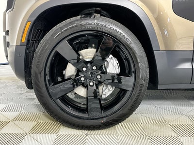 2026 Land Rover Defender 110 S