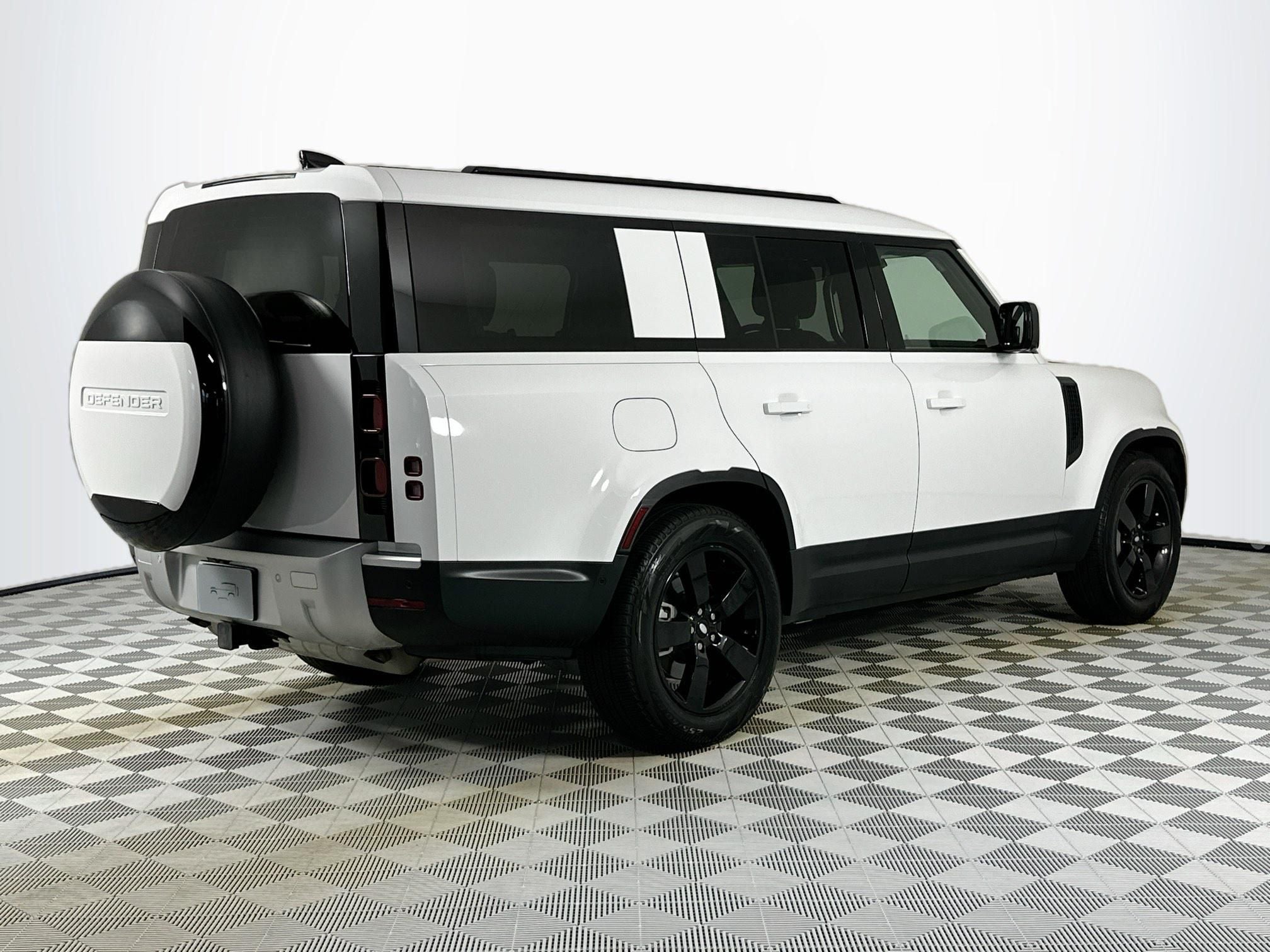 2025 Land Rover Defender 130 S