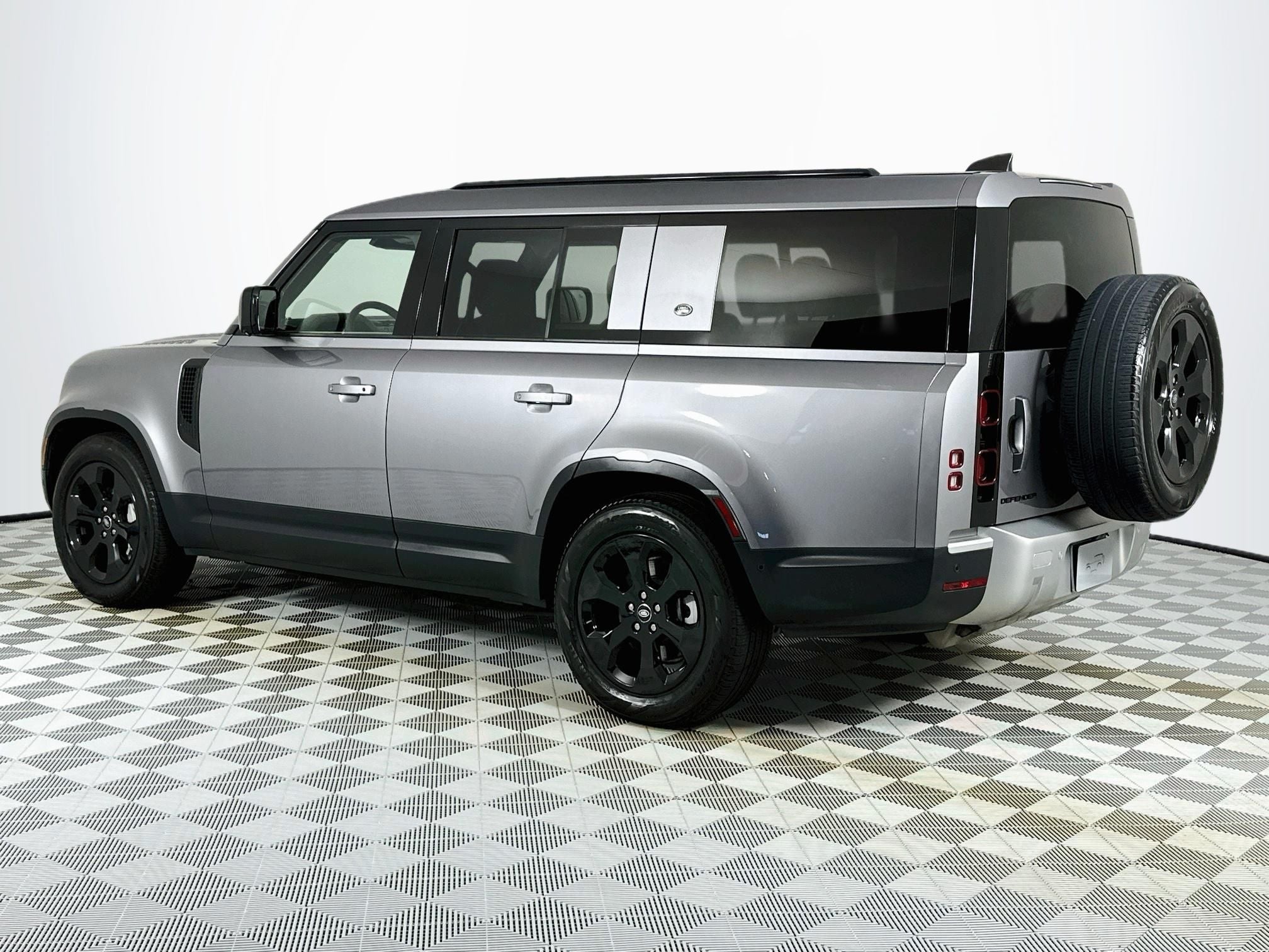 2024 Land Rover Defender 130 S
