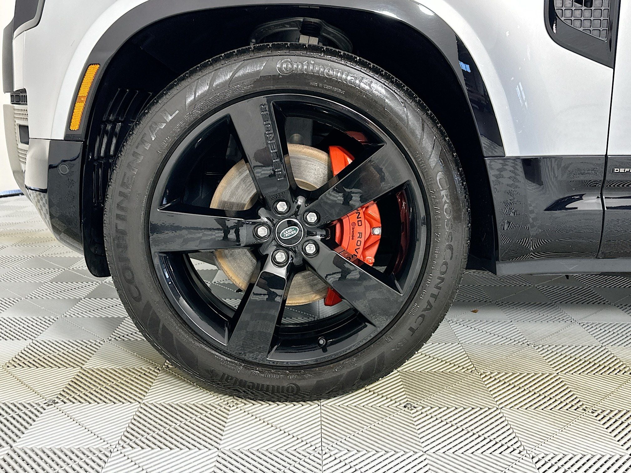 2023 Land Rover Defender 110 X