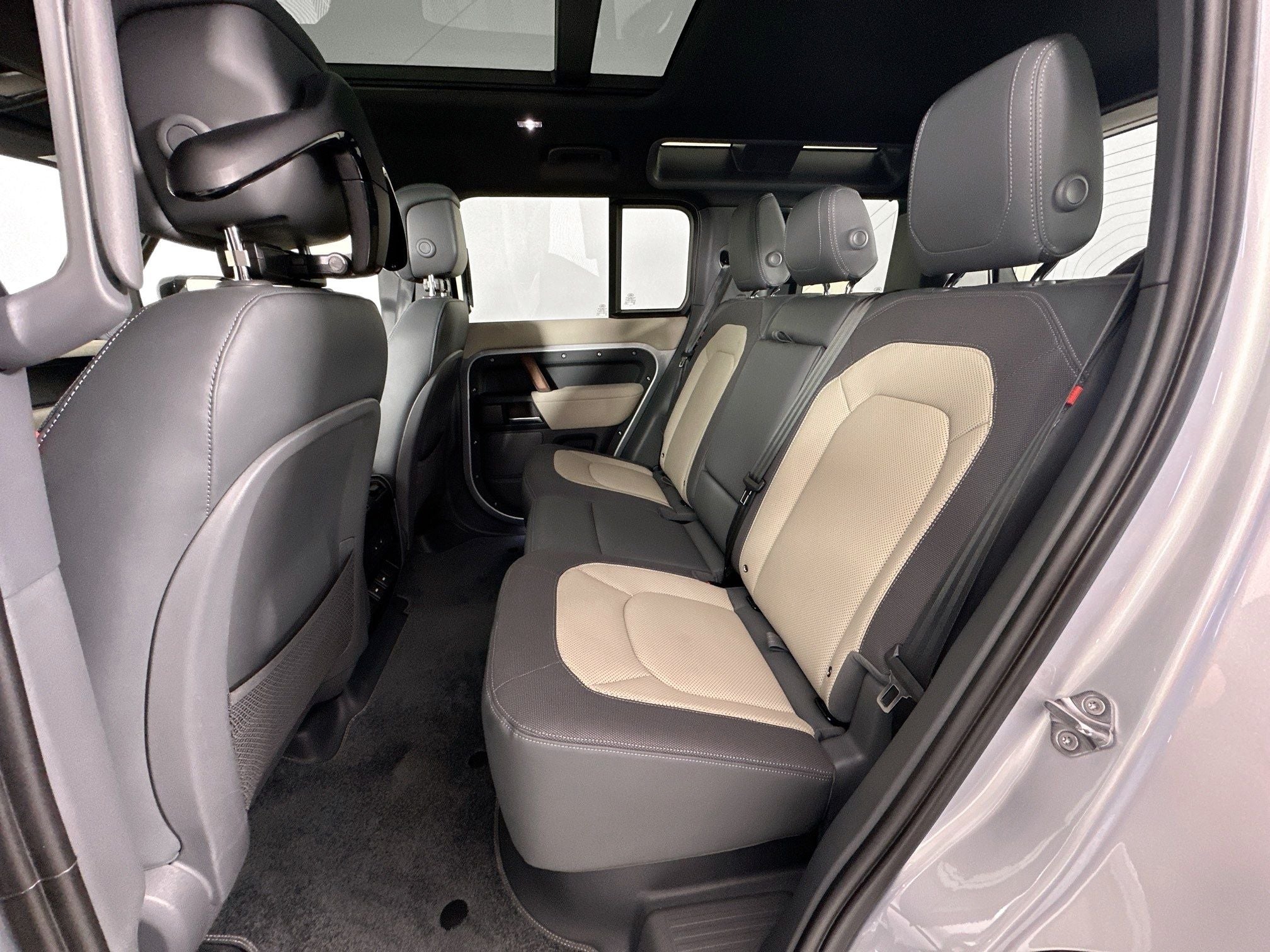 2023 Land Rover Defender 110 X