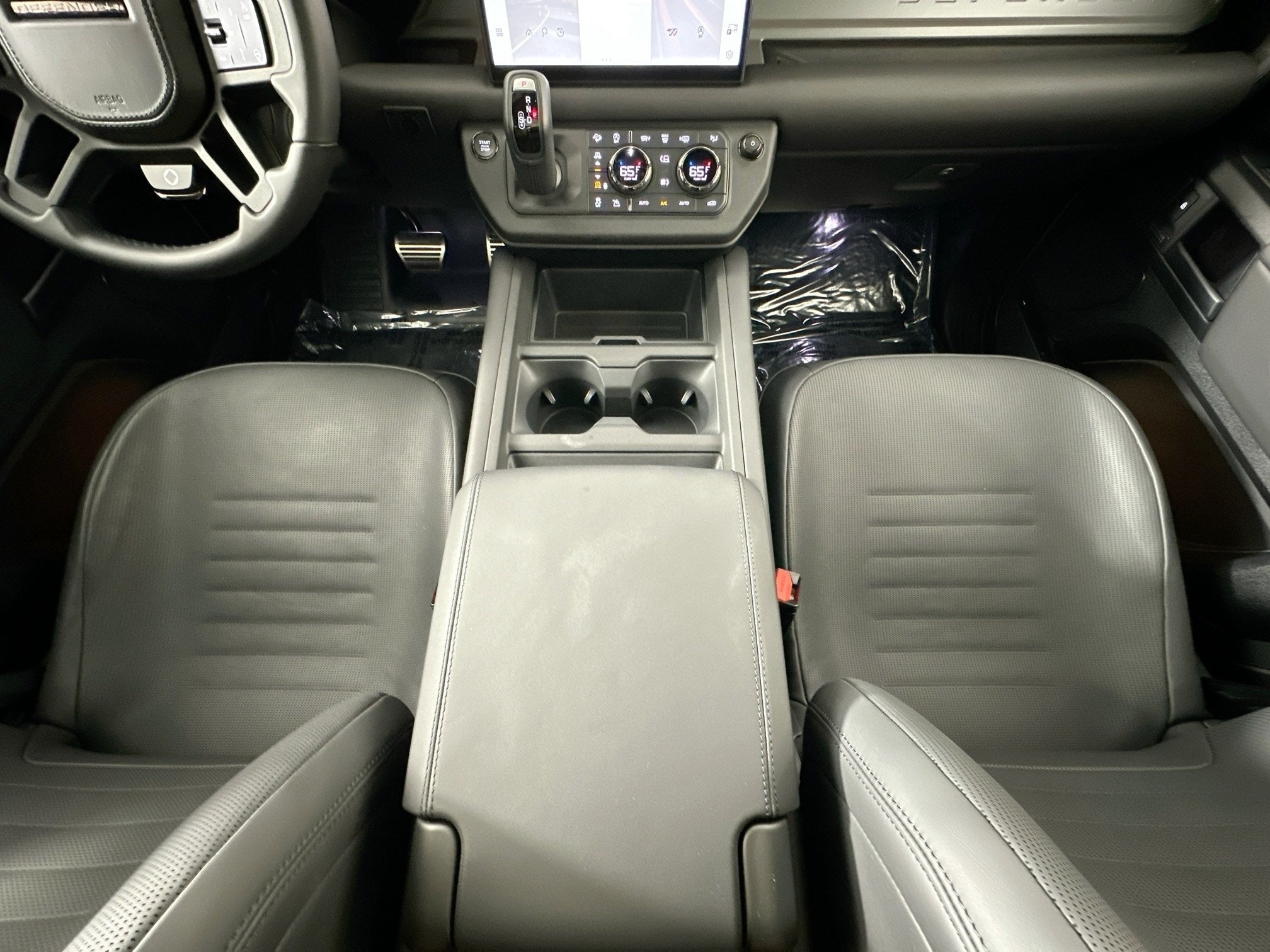 2025 Land Rover Defender 110 OCTA