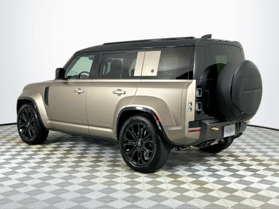 2025 Land Rover Defender 110 OCTA
