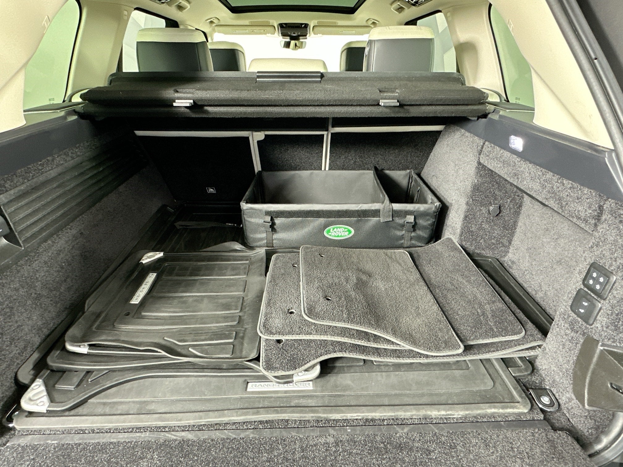 2022 Land Rover Range Rover Westminster