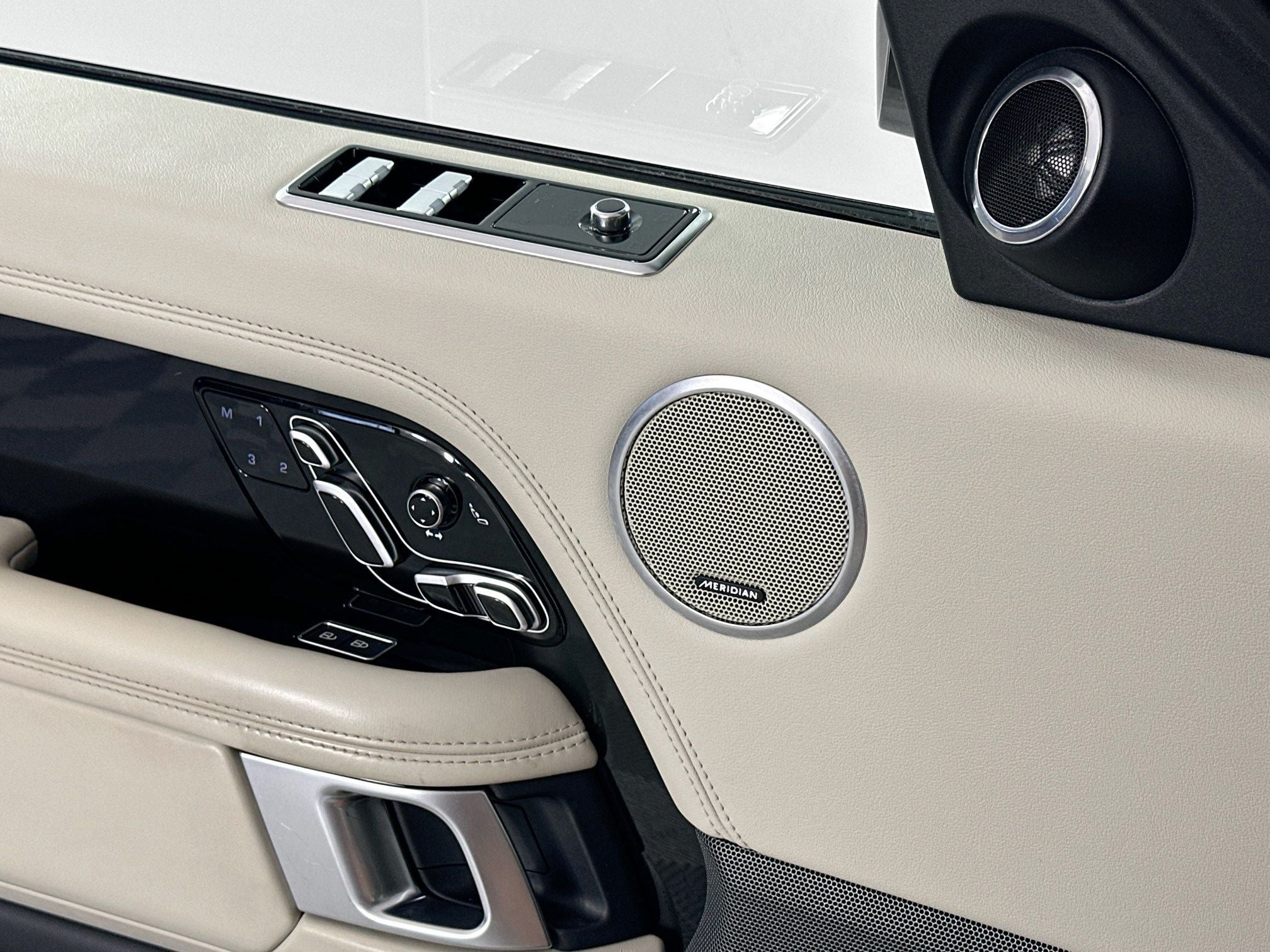 2022 Land Rover Range Rover Westminster