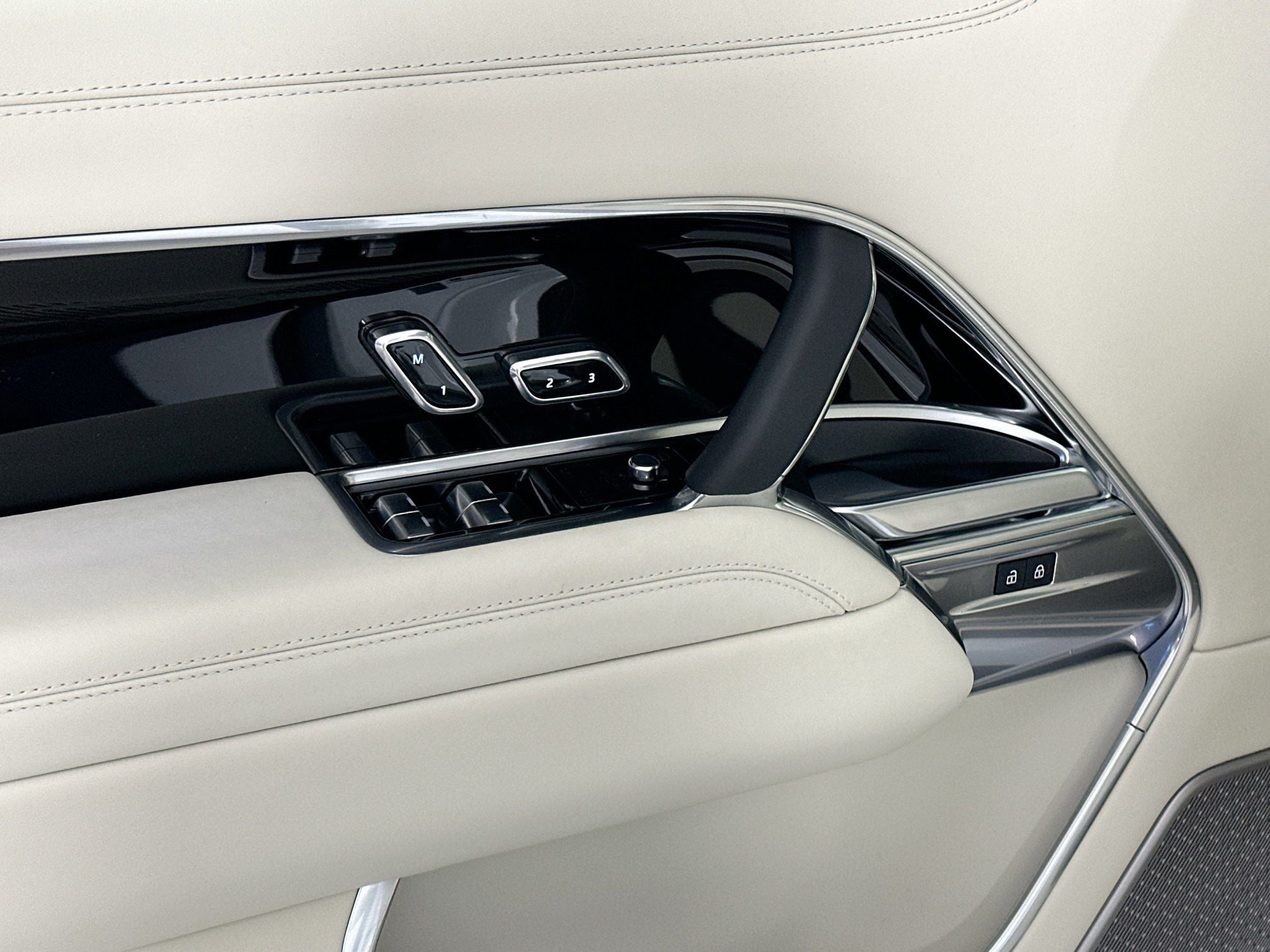 2026 Land Rover Range Rover Autobiography