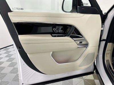 2023 Land Rover Range Rover SE