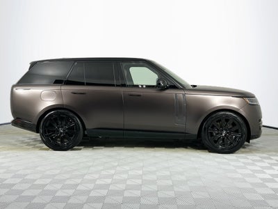 2025 Land Rover Range Rover Plug-In Hybrid SE