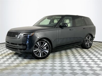 2025 Land Rover Range Rover Plug-In Hybrid SE