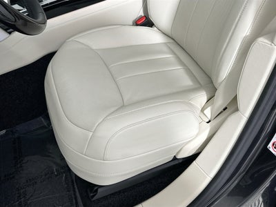 2025 Land Rover Range Rover Plug-In Hybrid SE