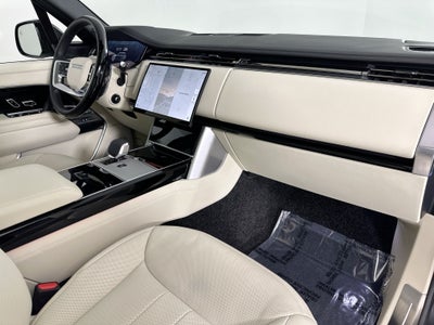 2025 Land Rover Range Rover Plug-In Hybrid SE