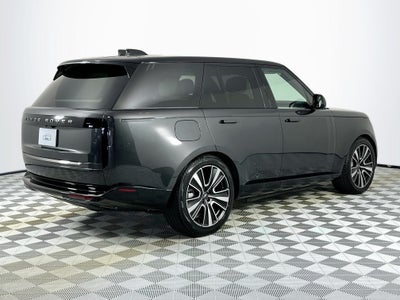 2025 Land Rover Range Rover Plug-In Hybrid SE