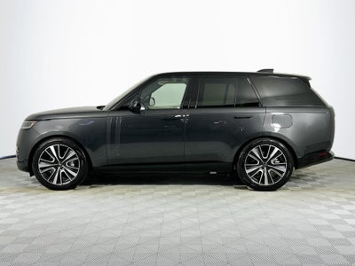 2025 Land Rover Range Rover Plug-In Hybrid SE