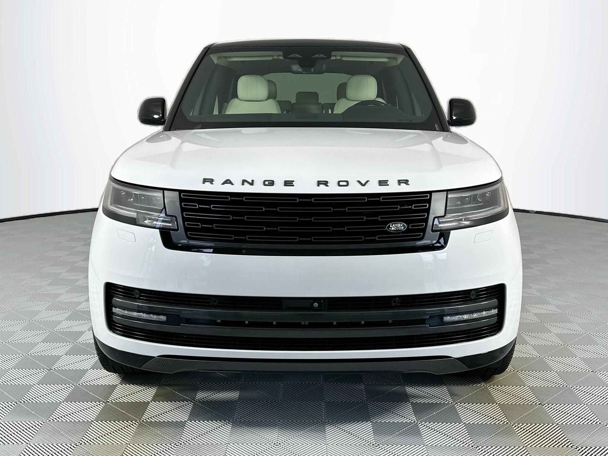 2024 Land Rover Range Rover SE
