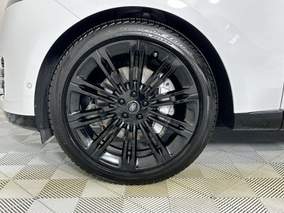 2024 Land Rover Range Rover SE