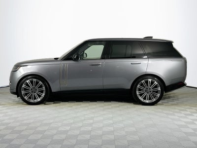 2023 Land Rover Range Rover SE