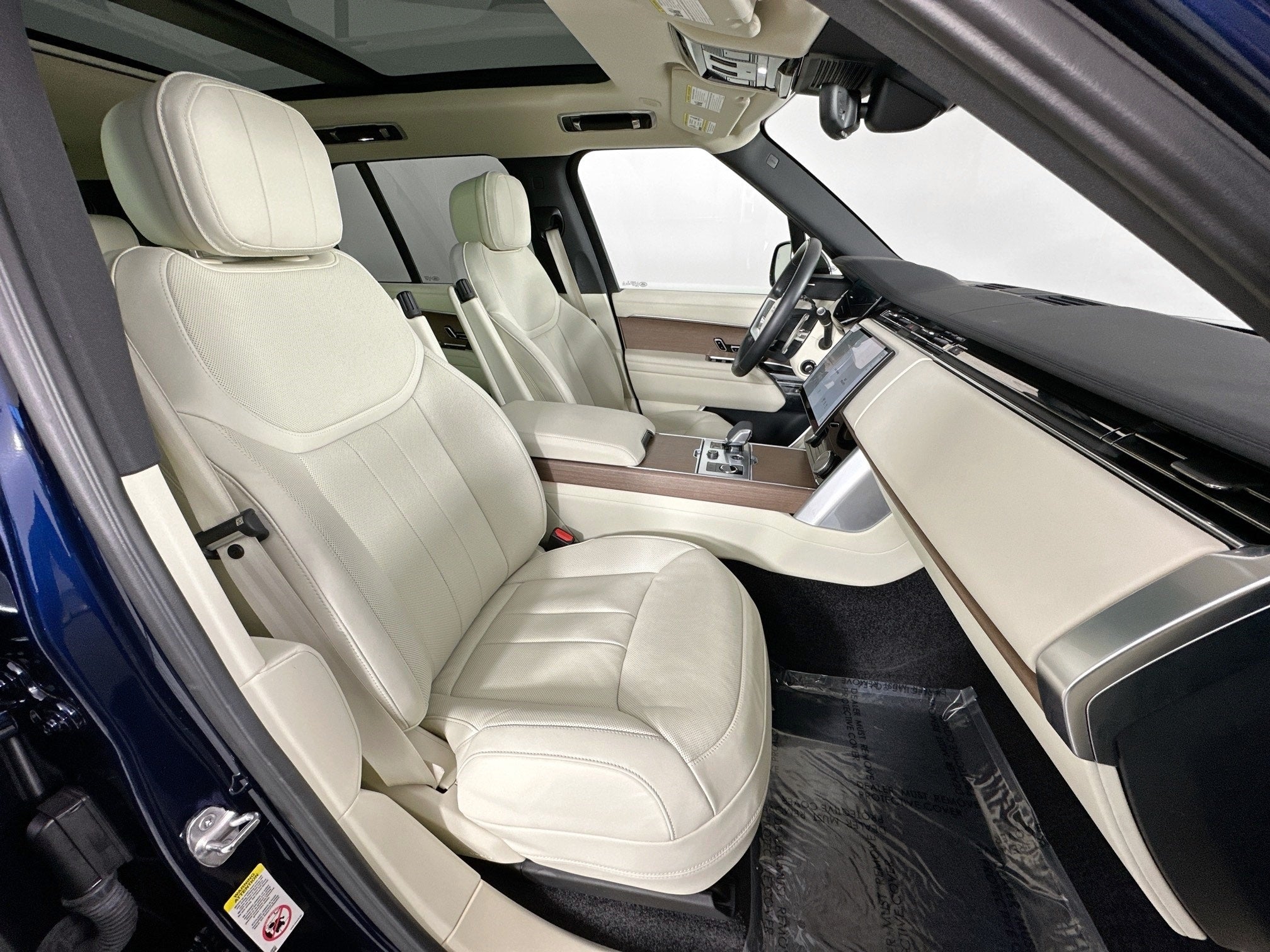 2023 Land Rover Range Rover SE