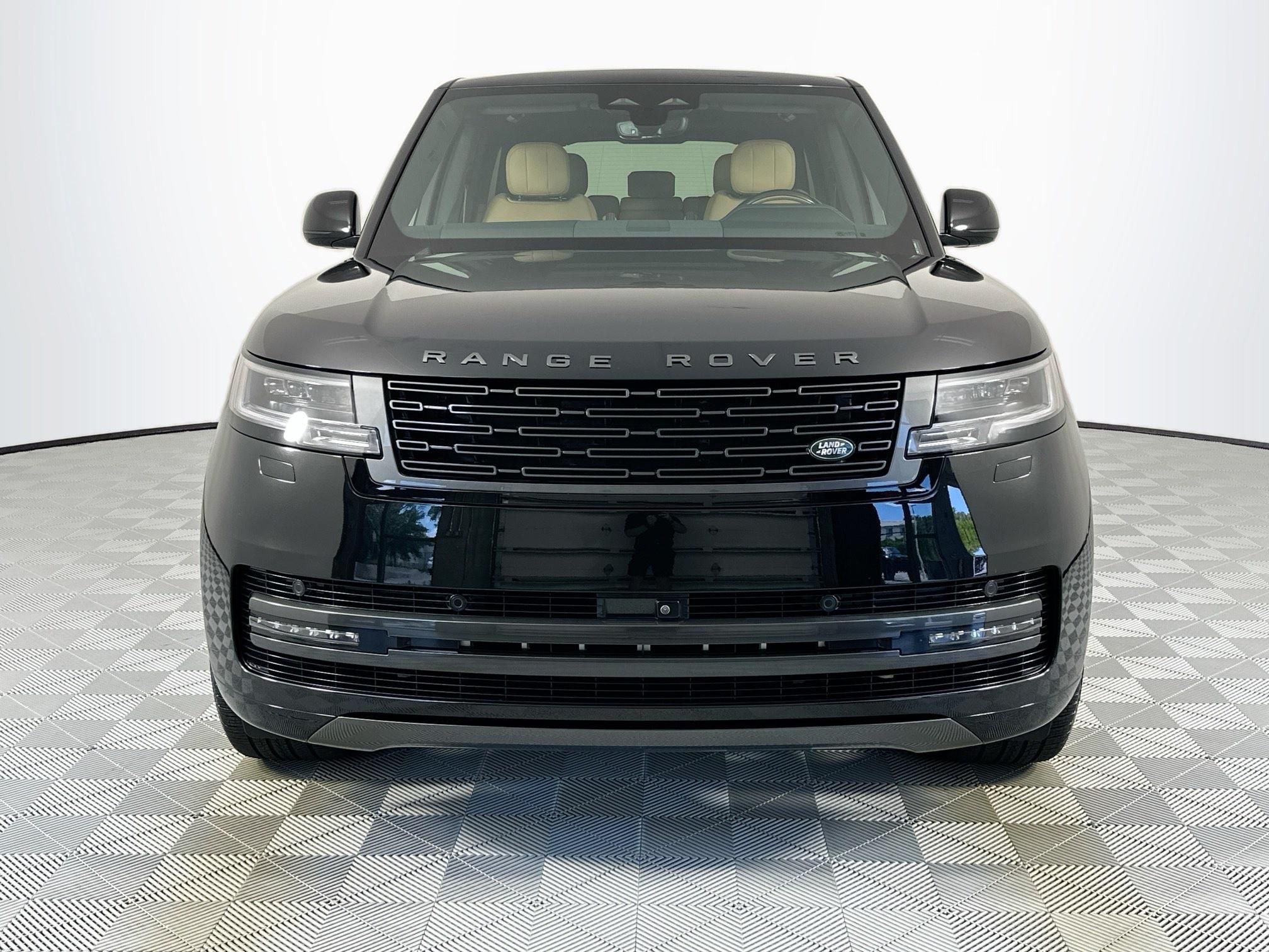 2024 Land Rover Range Rover SE