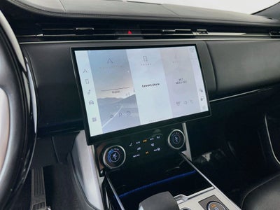 2023 Land Rover Range Rover SE LWB