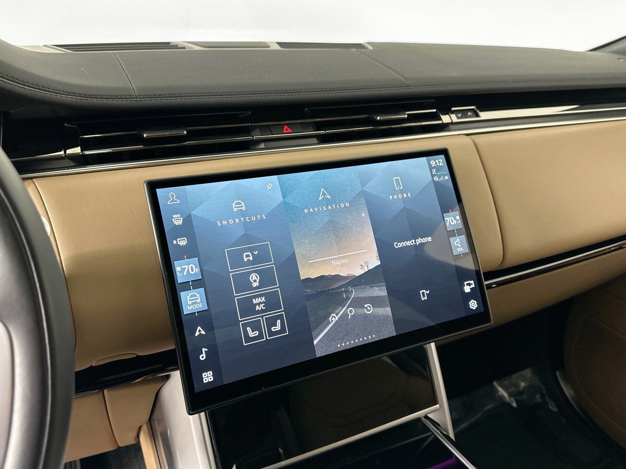 2024 Land Rover Range Rover SE LWB