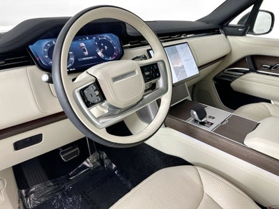 2025 Land Rover Range Rover SE LWB
