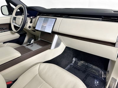 2025 Land Rover Range Rover SE LWB
