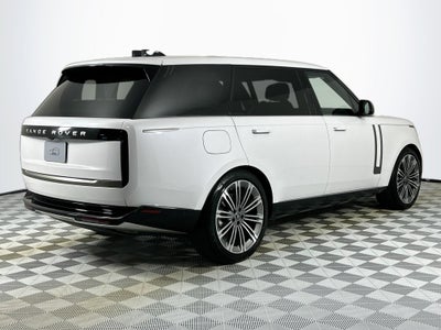 2025 Land Rover Range Rover SE LWB