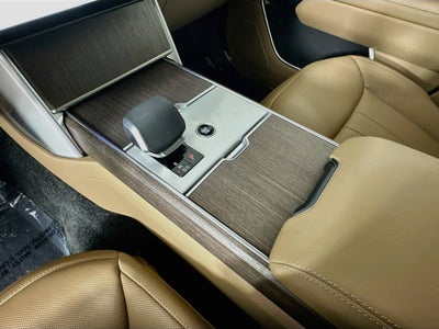 2026 Land Rover Range Rover SE LWB