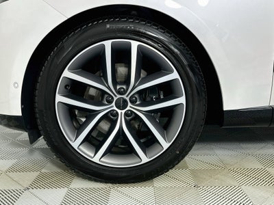 2026 Land Rover Range Rover SE LWB