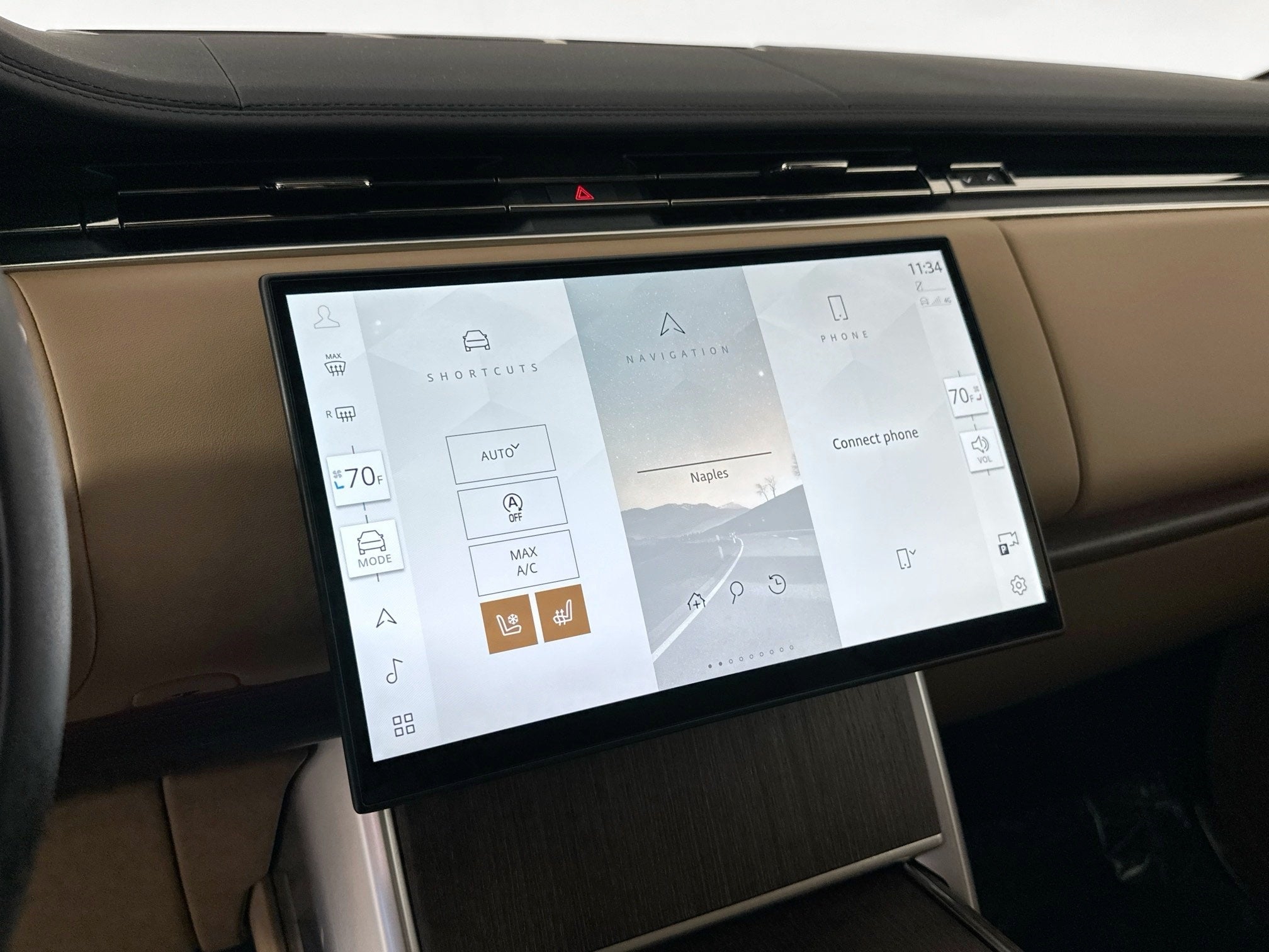 2025 Land Rover Range Rover SE