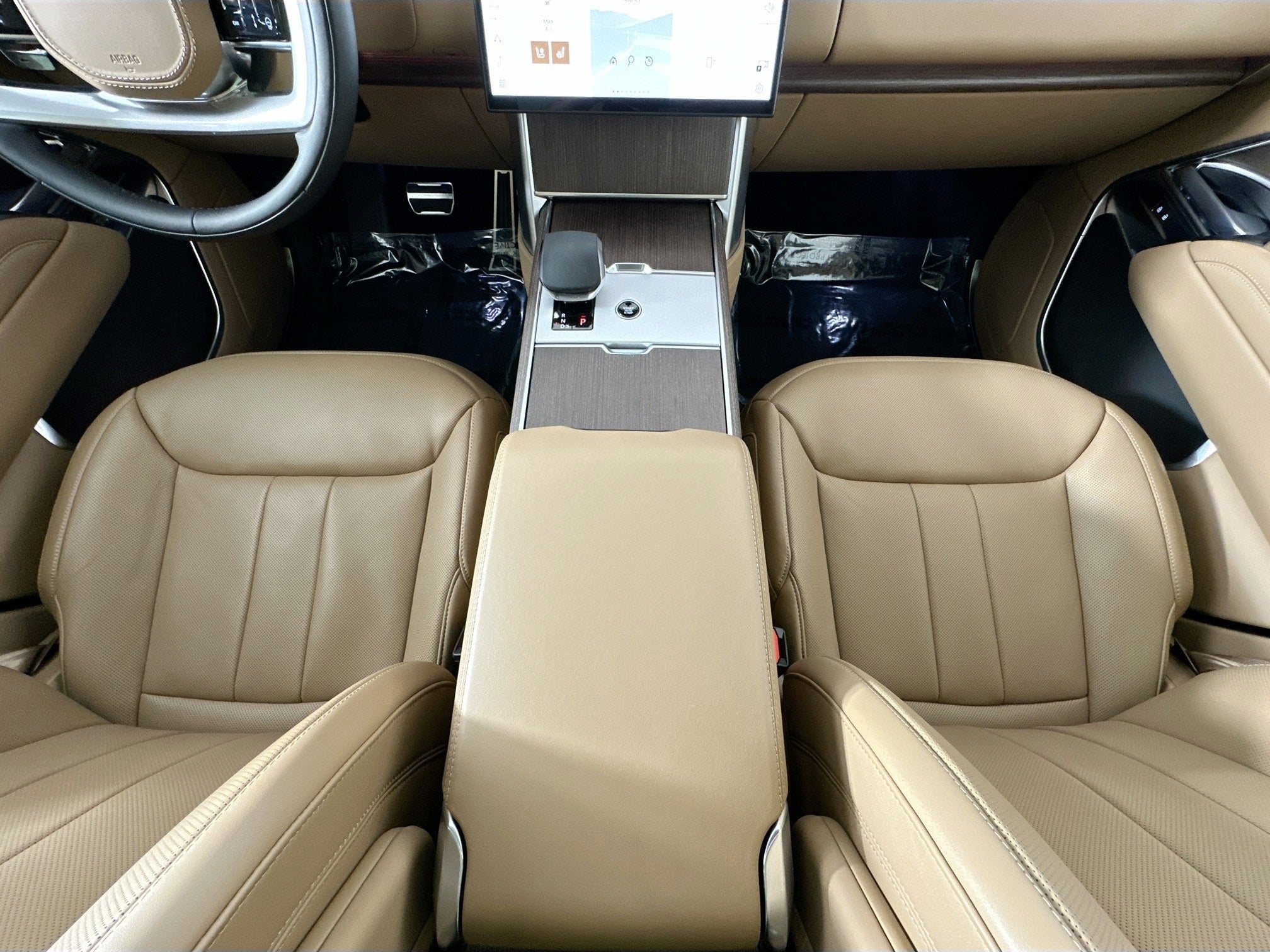 2025 Land Rover Range Rover SE