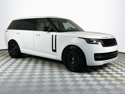 2025 Land Rover Range Rover SE