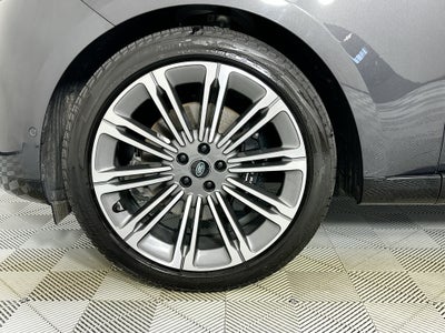 2023 Land Rover Range Rover SE LWB