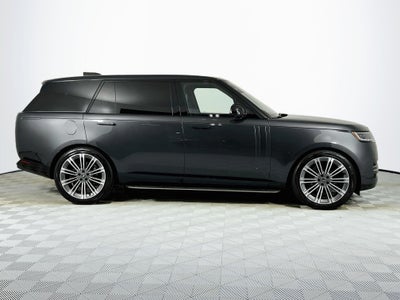 2023 Land Rover Range Rover SE LWB