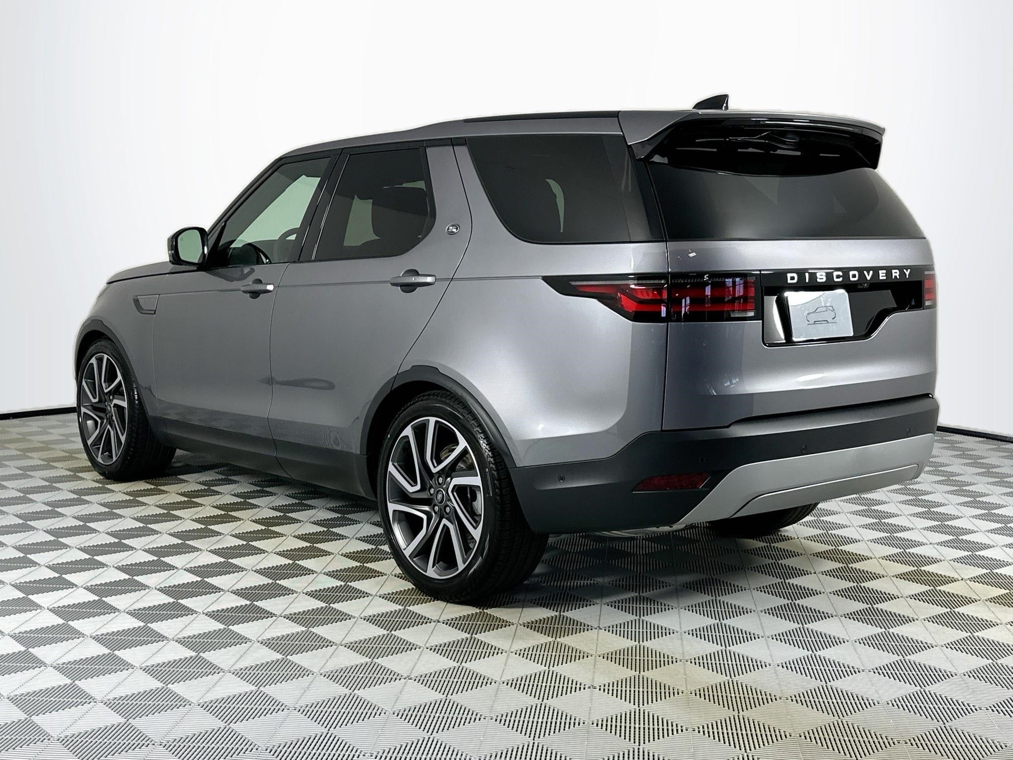 2025 Land Rover Discovery S